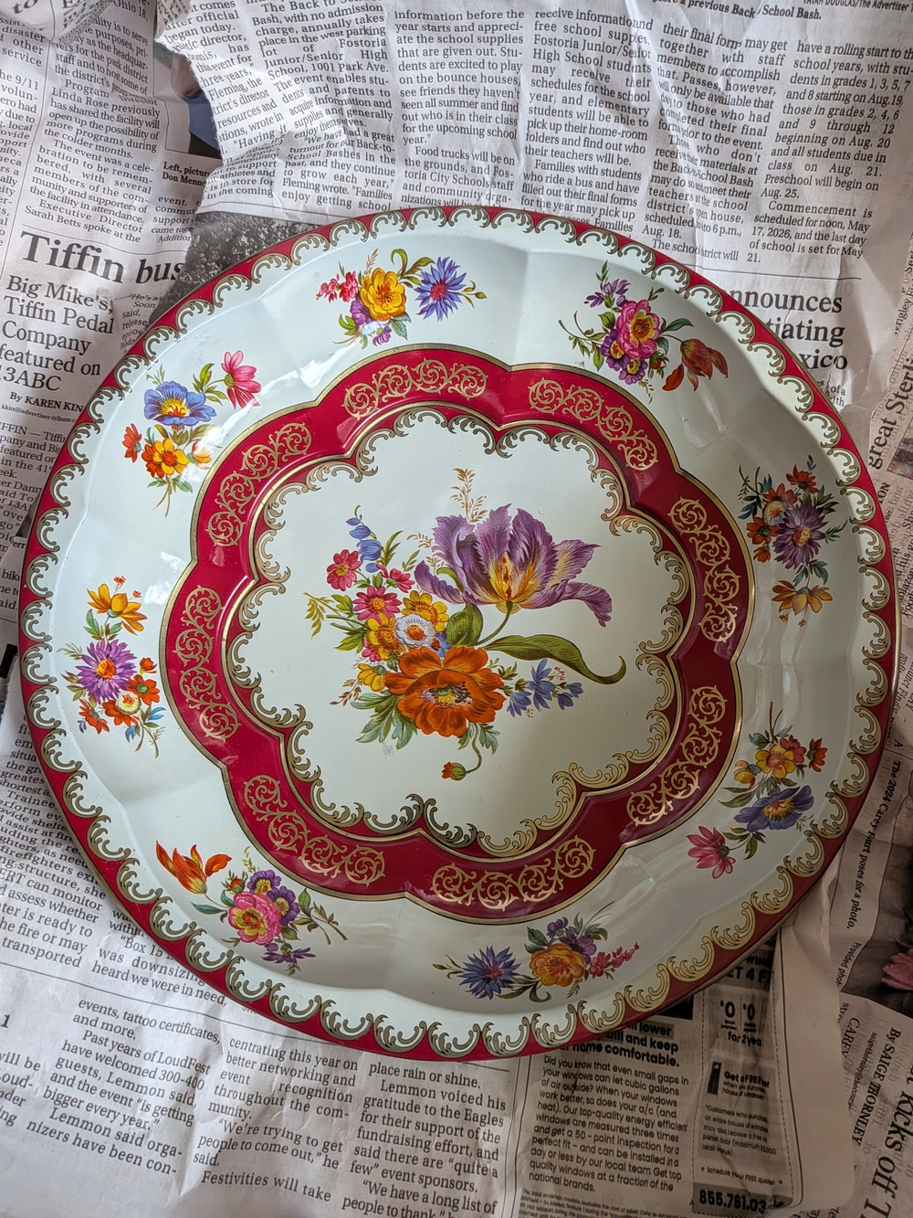 Vintage 1971 Daher Decorated Ware Beautiful Tin Bowl